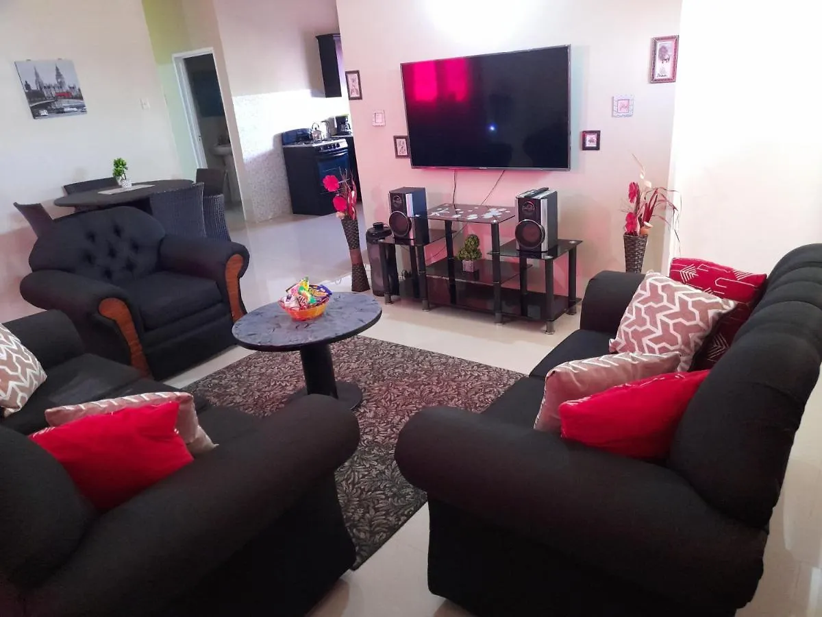 Loodik Vacation Home Brompton Manor Блэк-Ривер Ямайка